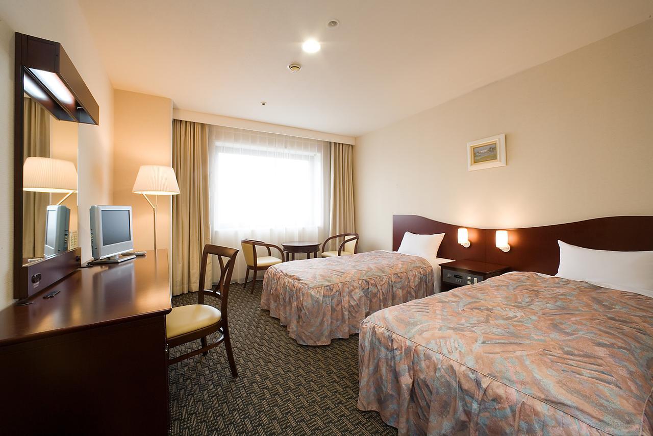 Hotel Fukushima Green Palace Экстерьер фото